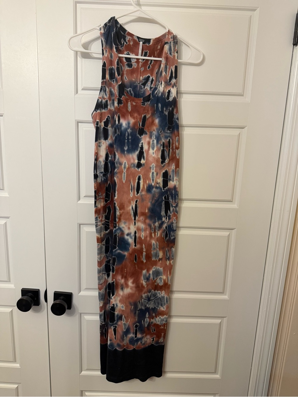 Young Fabulous & Broke Red, Navy & Cream Tie-Dye Midi Dress - Size Large